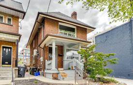 2-zimmer haus in der stadt in Old Toronto, Kanada. C$1 913 000