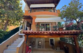 4-zimmer stadthaus 170 m² in Athen, Griechenland. 350 000 €
