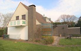 7-zimmer haus in der stadt 171 m² in Düsseldorf, Deutschland. 638 000 €