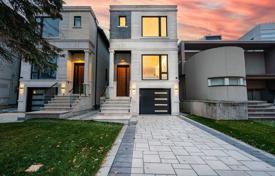 Haus in der Stadt – North York, Toronto, Ontario,  Kanada. C$2 453 000