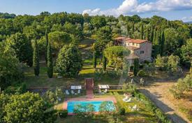 7-zimmer villa 290 m² in Reggello, Italien. 980 000 €