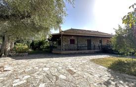 Haus in der Stadt – Peloponnes, Griechenland. 255 000 €