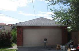 5-zimmer haus in der stadt in North York, Kanada. C$2 108 000