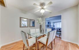 11-zimmer haus in der stadt in Scarborough, Kanada. C$2 264 000