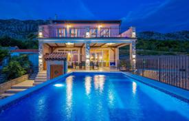 3-zimmer villa 260 m² in Litsko-Senskaya County, Kroatien. 1 200 000 €