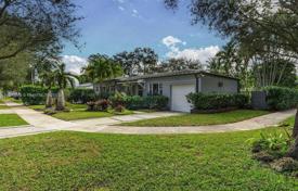 Haus in der Stadt – Miami Shores, Florida, Vereinigte Staaten. $1 200 000