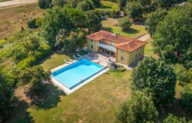 15-zimmer landgut 460 m² in Arezzo, Italien. 1 250 000 €