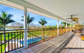 Haus in der Stadt – Stuart, Florida, Vereinigte Staaten. $1 999 000