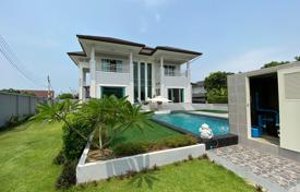 Einfamilienhaus – Pattaya, Chonburi, Thailand. $552 000
