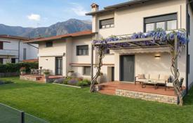 8-zimmer villa 220 m² in Pietrasanta, Italien. 1 200 000 €