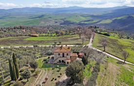 7-zimmer landgut 247 m² in Siena, Italien. 650 000 €