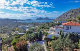 Villa – Loutraki, Administration of the Peloponnese, Western Greece and the Ionian Islands, Griechenland. 1 580 000 €