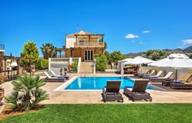 5-zimmer villa in Sisi, Griechenland. $3 800  pro Woche