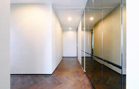 3-zimmer appartements in eigentumswohnungen in Khlong Toei, Thailand. $5 800  pro Woche
