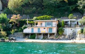 3-zimmer villa in Menaggio, Italien. $4 000  pro Woche