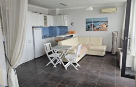 1-zimmer wohnung 66 m² in Sveti Vlas, Bulgarien. 94 000 €