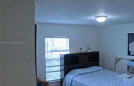 5-zimmer haus in der stadt 196 m² in Florida, Vereinigte Staaten. $315 000