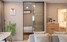 2-zimmer appartements in eigentumswohnungen in Watthana, Thailand. $248 000
