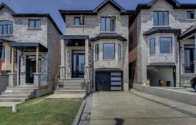 Haus in der Stadt – East York, Toronto, Ontario,  Kanada. C$1 734 000