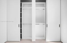 4-zimmer haus in der stadt 199 m² in Miami, Vereinigte Staaten. $1 500 000