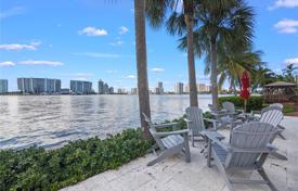 Eigentumswohnung – Sunny Isles Beach, Florida, Vereinigte Staaten. $789 000
