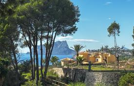 Grundstück in Moraira, Spanien. 800 000 €