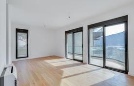 2-zimmer wohnung 73 m² in Dobrota, Montenegro. 278 000 €