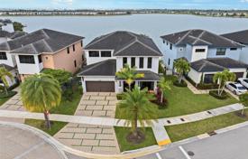 Haus in der Stadt – Miami Lakes, Miami, Florida,  Vereinigte Staaten. $1 085 000