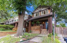 3-zimmer haus in der stadt in Old Toronto, Kanada. C$1 433 000