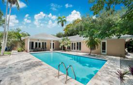 Villa – Miami, Florida, Vereinigte Staaten. $1 299 000