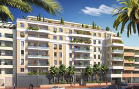 Neubauwohnung – Juan-les-Pins, Antibes, Côte d'Azur,  Frankreich. 440 000 €