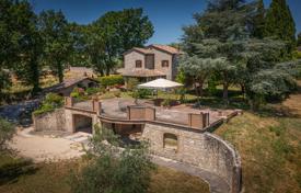 6-zimmer landgut 298 m² in Avigliano Umbro, Italien. 580 000 €