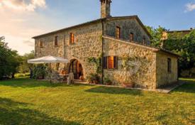 12-zimmer villa 450 m² in Sarteano, Italien. 2 100 000 €