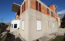 Haus in der Stadt – Split, Kroatien. 300 000 €
