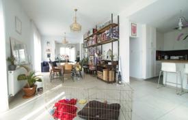 4-zimmer stadthaus in Larnaka, Zypern. 580 000 €
