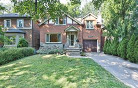 4-zimmer haus in der stadt in Etobicoke, Kanada. C$1 688 000