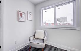5-zimmer haus in der stadt in Scarborough, Kanada. C$1 559 000