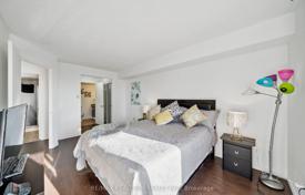 8-zimmer wohnung in Scarborough, Kanada. C$765 000
