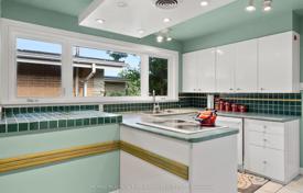 11-zimmer haus in der stadt in North York, Kanada. C$2 543 000