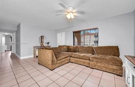 3-zimmer appartements in eigentumswohnungen 102 m² in Hialeah, Vereinigte Staaten. $335 000