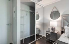 2-zimmer wohnung in Fort York Boulevard, Kanada. C$864 000