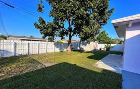 Haus in der Stadt – Pembroke Pines, Broward, Florida,  Vereinigte Staaten. $660 000