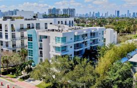 2-zimmer appartements in eigentumswohnungen 98 m² in Miami Beach, Vereinigte Staaten. $875 000