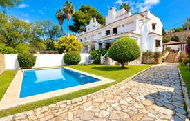 3-zimmer villa 287 m² in Marbella, Spanien. 945 000 €