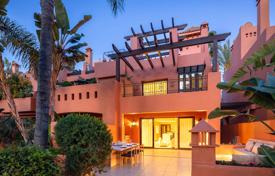 Stadthaus – Marbella, Andalusien, Spanien. 1 895 000 €