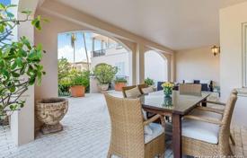 Wohnung – Fisher Island Drive, Miami Beach, Florida,  Vereinigte Staaten. $2 250 000