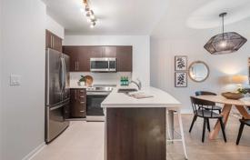 1-zimmer wohnung in Fort York Boulevard, Kanada. C$927 000