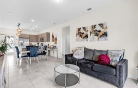 3-zimmer appartements in eigentumswohnungen 105 m² in Doral, Vereinigte Staaten. $520 000