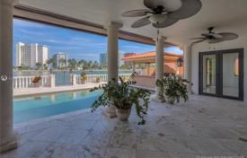Villa – Pine Tree Drive, Miami Beach, Florida,  Vereinigte Staaten. 4 956 000 €