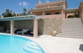 Villa – Peloponnes, Griechenland. 3 500 €  pro Woche